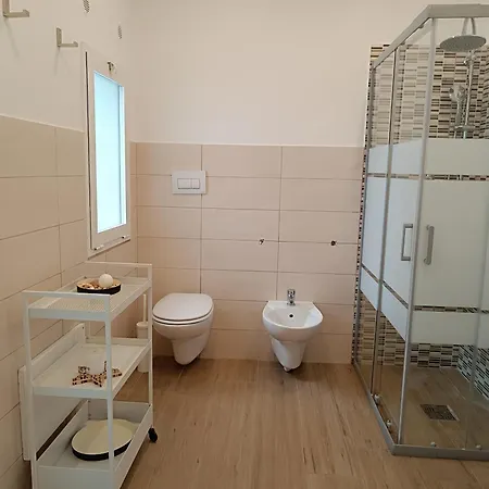 Simply House In Twin Apartment *